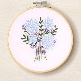 DMC - Hand-Tied Blooms Embroidery Kit