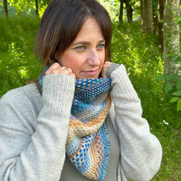 The Shift Cowl - On the Beach in Schoppel-Wolle Edition 3